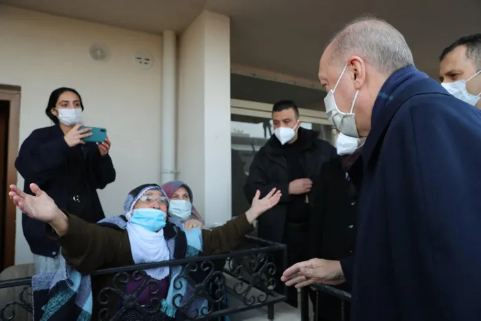 Başkan Erdoğan’a sevgisiyle dikkat çeken Rabia Nine o anları anlattı: Görünce yüreğim fenalaştı