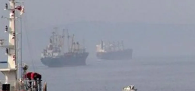 Kuzey Ege'de deniz ulaşımına fırtına engeli