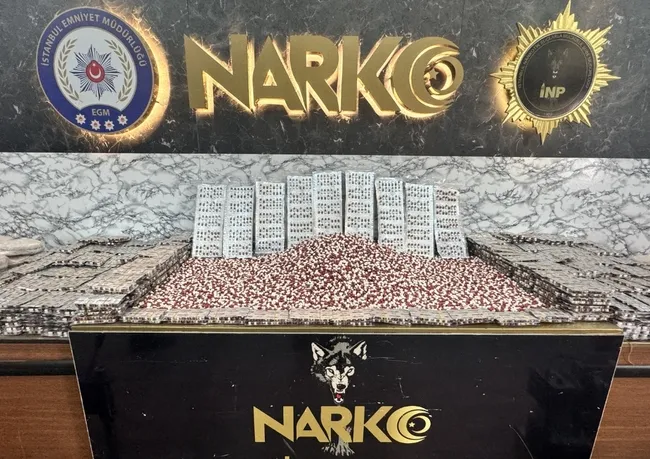 narkoguc-50-operasyonu-ele-gecirilenleri-icisleri-bakani-ali-yerlikaya-acikladi-1708163302699.jpg Narkogüç-50 Operasyonu! Ele geçirilenleri İçişleri Bakanı Ali Yerlikaya açıkladı - 1