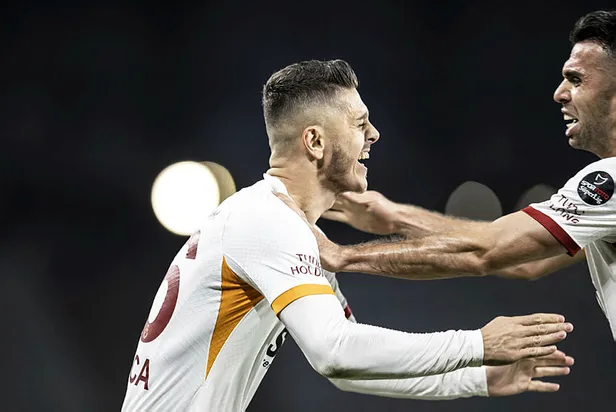 galatasaray-besiktas-maci-biletleri-ne-zaman-satisa-cikacak-2022-gs-bjk-derbisi-ne-zaman-saat-kacta-1667205342791.jpg Galatasaray Beşiktaş maçı biletleri ne zaman satışa çıkacak? 2022 GS BJK derbisi ne zaman, saat kaçta? - 3