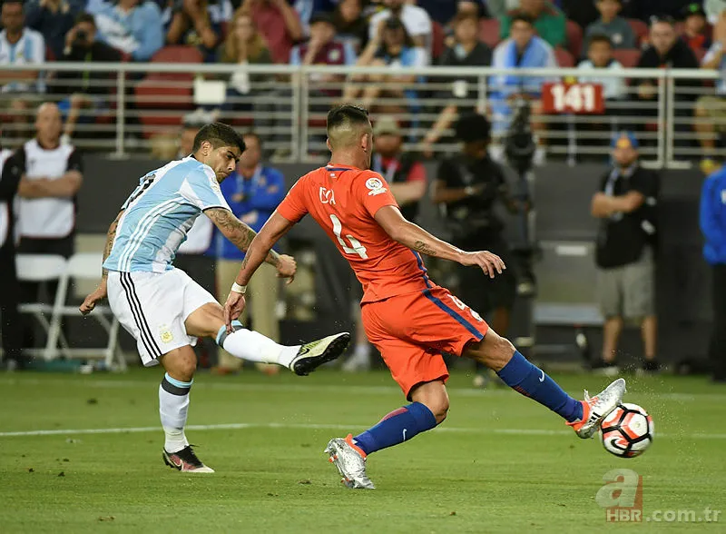 Galatasaray'dan Fenerbahçe'ye transfer çalımı! 22