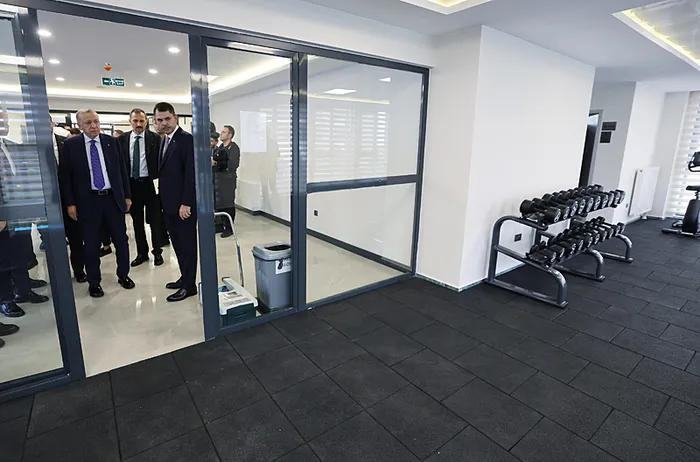 Başkan Erdoğan örnek TOKİ evlerini gezdi! 500 bin sosyal konut projesi hayata geçiriliyor