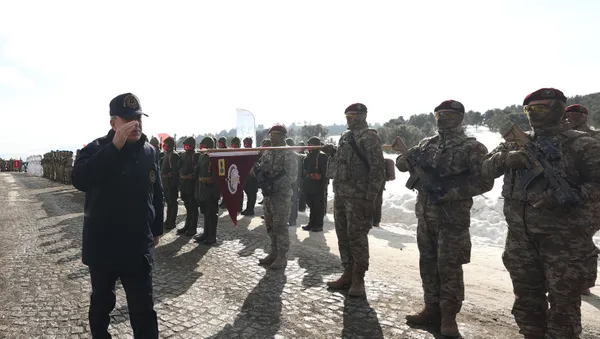 Son dakika: Milli Savunma Bakanı Hulusi Akar: Nereye kaçarlarsa kaçsınlar hainleri bulacağız