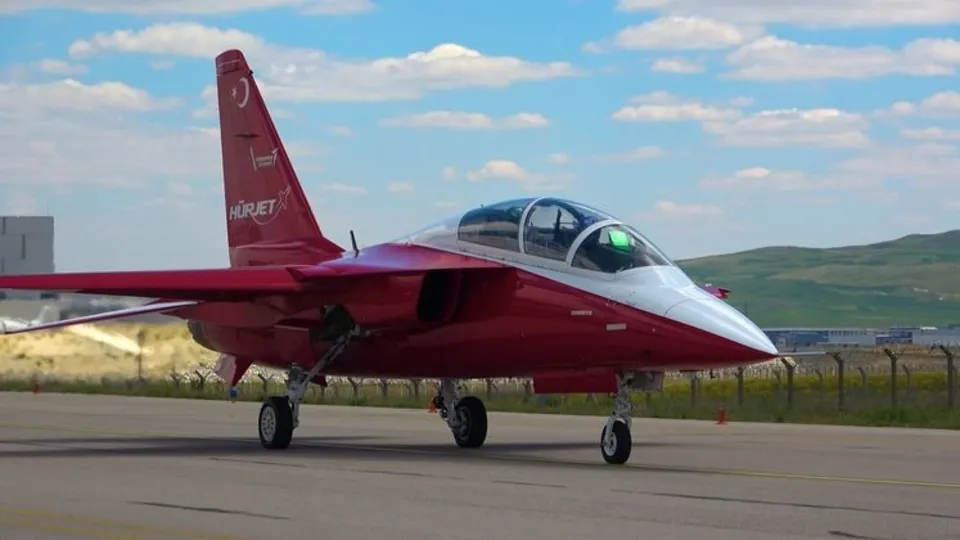 HÜRJET 300’ÜNCÜ UÇUŞUNU GERÇEKLEŞTİRDİ