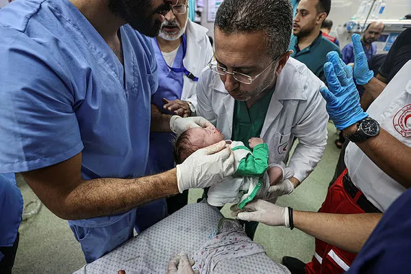 misirli-futbolcu-muhammed-salahtan-gazzeye-maddi-yardim-1697458782740.jpg Mısırlı futbolcu Muhammed Salah'tan Gazze'ye maddi yardım - 5