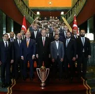 Başkan Erdoğan şampiyon Medipol Başakşehiri Külliyede ağırladı