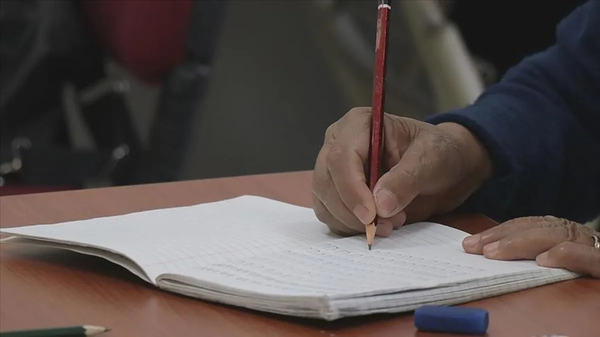 Dünya genelinde kaç kişi okuma yazma bilmiyor?