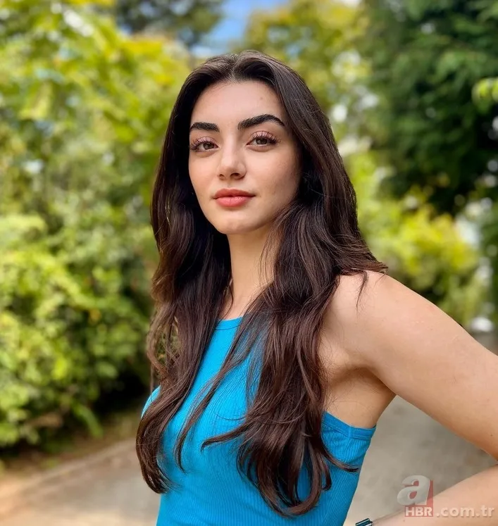 Kuruluş Osman'ın Bala Hatun'u Özge Törer'in erkek kardeşini gören şaşırdı! Herkes ikizi sanıyor... 3