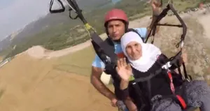 Gökyüzünden inmek istemedi