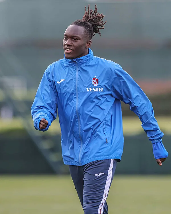 trabzonsporda-konyaspor-maci-hazirliklari-devam-etti-1711646290840.jpg Trabzonspor'da Konyaspor maçı hazırlıkları devam etti - 3