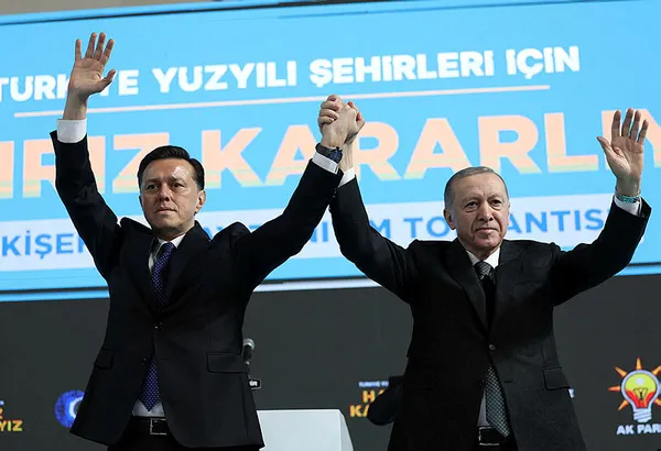 baskan-erdogandan-eskisehirde-yerel-secim-mesaji-31-martta-hizmet-belediyeciligi-yukselecek-1706450338991.jpg Başkan Erdoğan'dan Eskişehir'de yerel seçim mesajı: 31 Mart'ta hizmet belediyeciliği yükselecek - 2