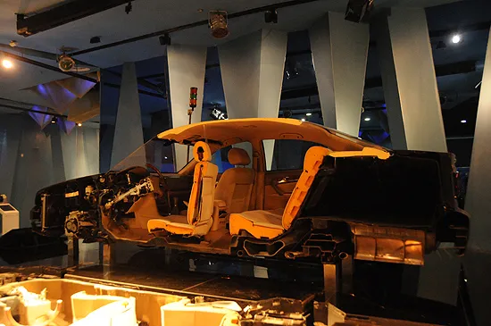 Çin'de klasik otomobiller geçmişe ayna tutuyor - 5