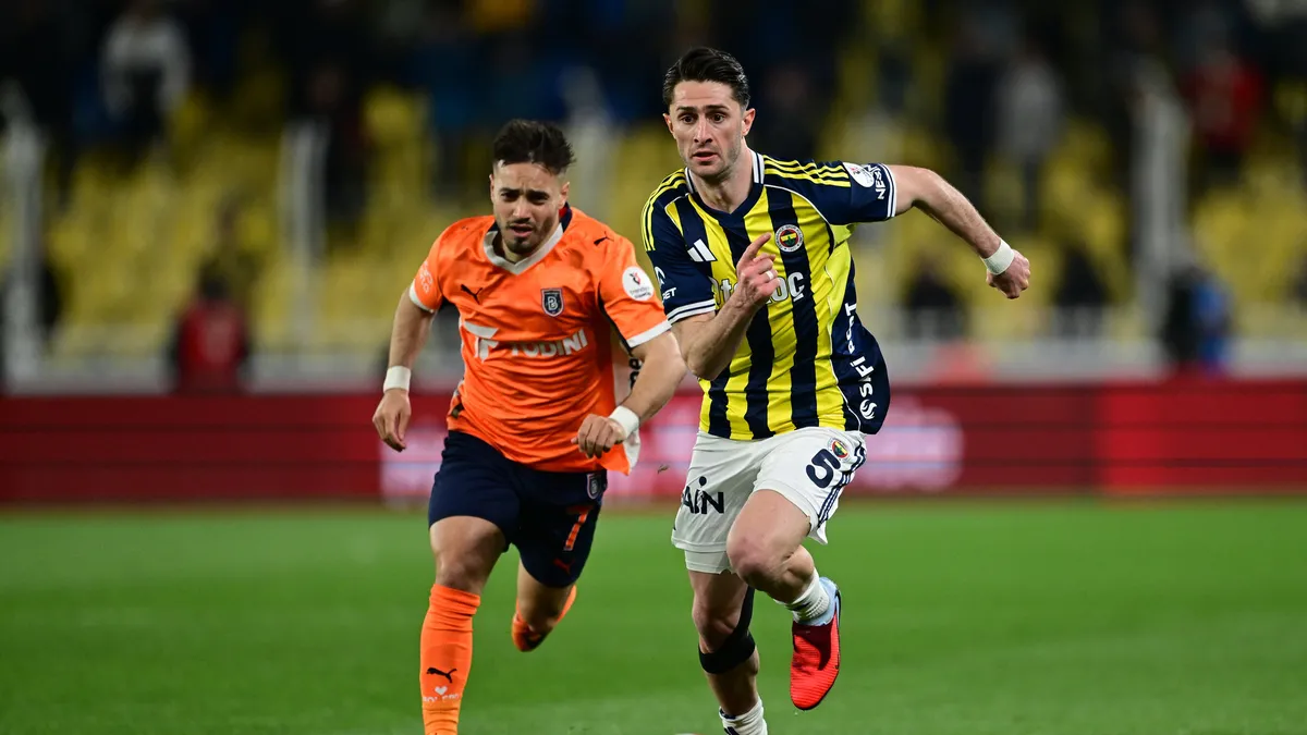 Kanarya evinde hata yapmadı! Fenerbahçe Başakşehir’i 3 golle geçti