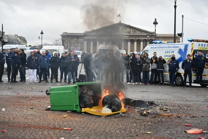 Fransa’daki son gösterilerin faturası ağır oldu