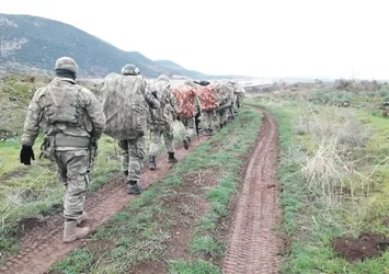 Kriz tellalları bozguna uğradı