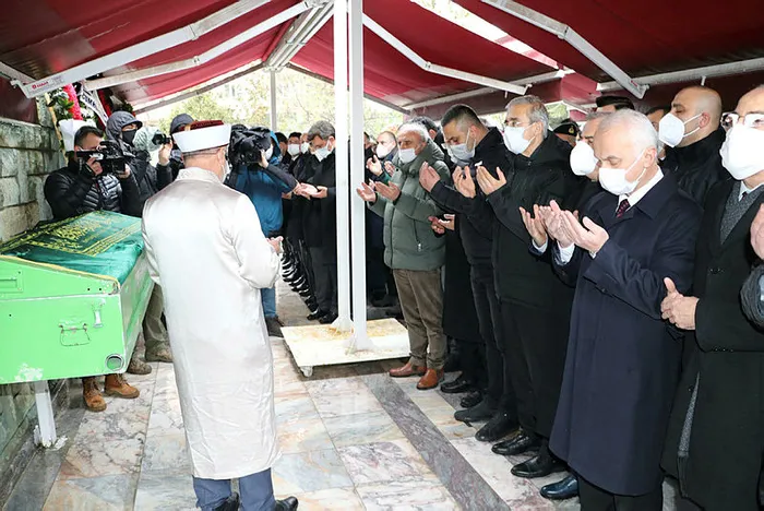 Savunma Sanayii Başkanı İsmail Demir'in acı günü: Agebeyi Ahmet Demir vefat etti - 3
