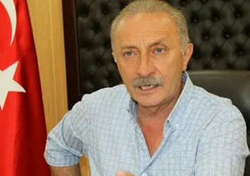 CHP'li Didim Belediye Başkanı Ahmet Deniz Atabay sarhoşken polise saldırdı! İşte o görüntüler