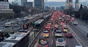 İstanbul’da trafik kilit! Yüzde 80’i aştı
