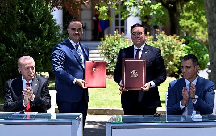 Başkan Erdoğan’dan İspanya ve İtalya dönüşü flaş mesajlar: Seçim değil terör örgütünü meşrulaştırmak için oyun var | Gazze’de ateşkes, Biden’ın mesajları, Eurofighter...