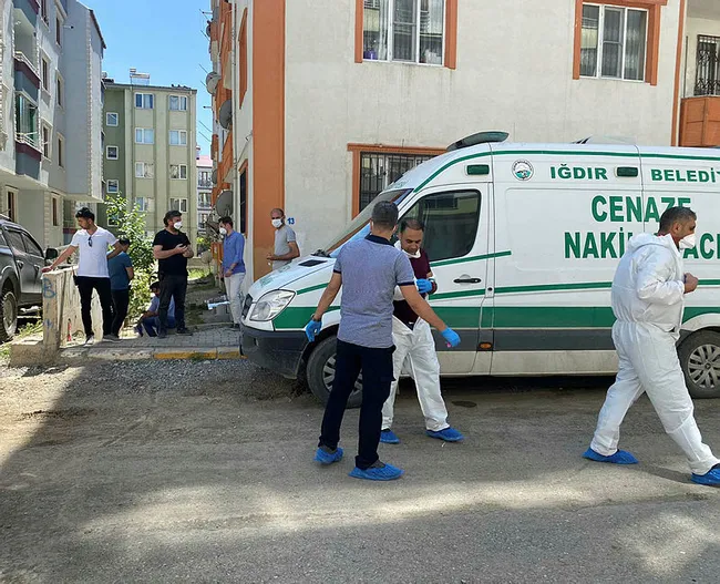 Nesrişah cinayetinde sır perdesi aralanıyor! Kızı Naride Nur Yıldızhan iğrenç detayları tek tek anlattı - 2