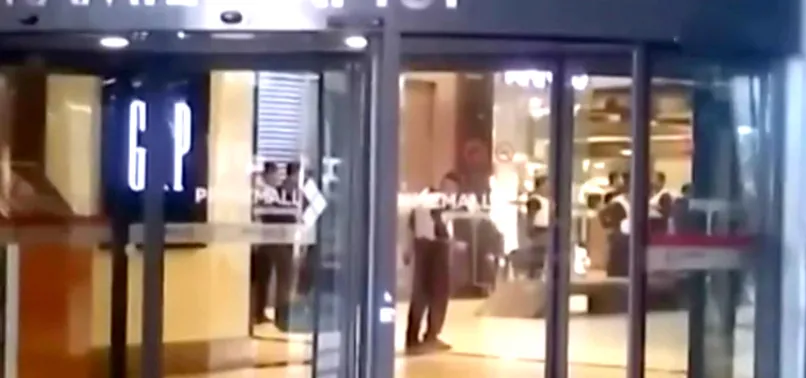 Gaziantep'te firar eden asker G3 ile AVM'de mağaza çalışanlarını rehin aldı