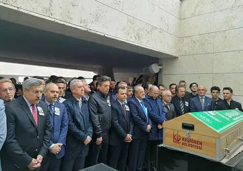 Şair Cemal Safi, son yolculuğuna uğurlandı