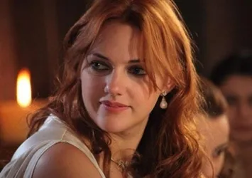Meryem Uzerli’den sabah ezanı paylaşımı