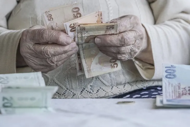 Küçük esnaf ve tüccara erken emeklilik! Emeklilikte 1261 kuralı değişiyor | Emekli aylığı yüzde 20 artacak