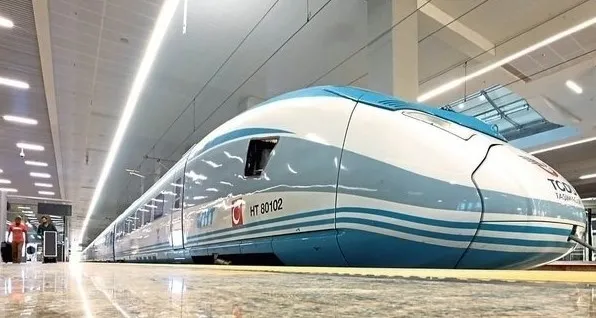 YHT vatandaşın ilk tercihi oldu! Konforu ve fiyatıyla rakipsiz