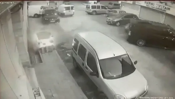 İstanbul'da İBB rezilliği! İSKİ bir evin duvarını yıktı 2 kez su bastı - 3
