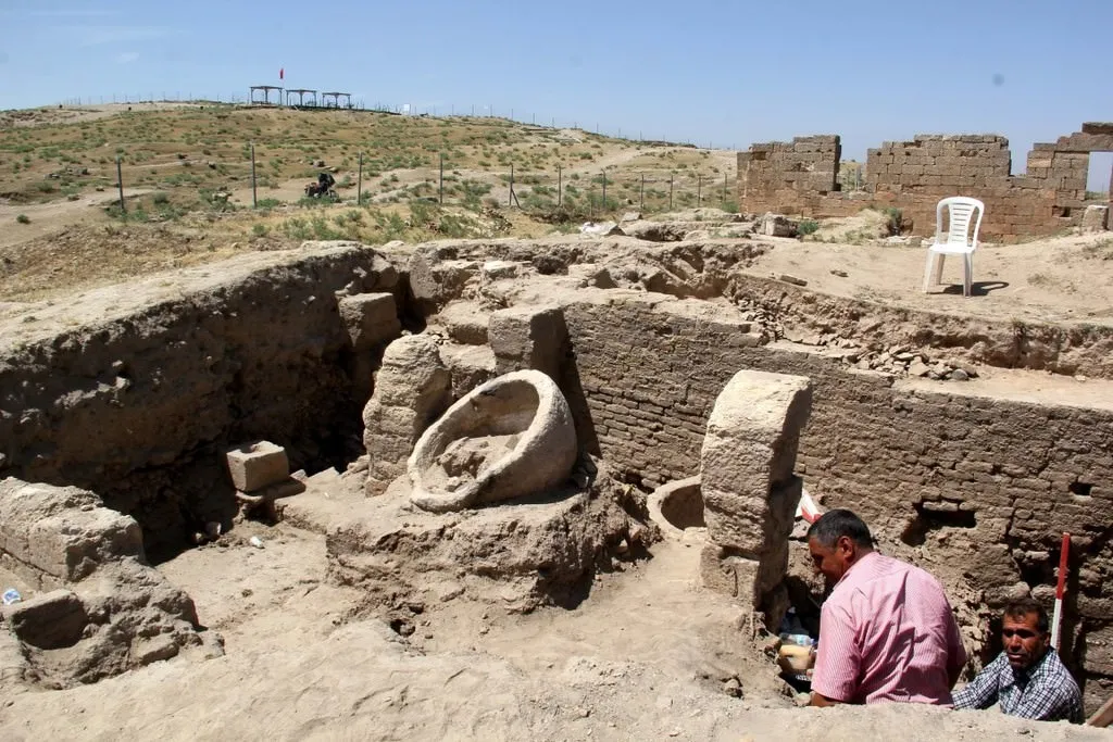 древние раскопки в северном казахстане. тасмола. судан джебель сахаб древнее захоронение. археология деген не. древнее городище культобе.