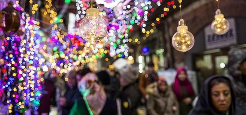 İsra ve mi̇rac nedi̇r? nasil gerçekleşti̇? Diyanet açıklaması: Yılbaşı kutlamak günah mı? Yılbaşı ağacı süslemek
