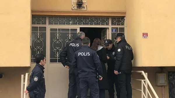 1681391792879.jpeg Kan donduran vahşet! Cani evlat annesini öldürdü babasını ağır yaraladı! Yer: Erzurum - 1