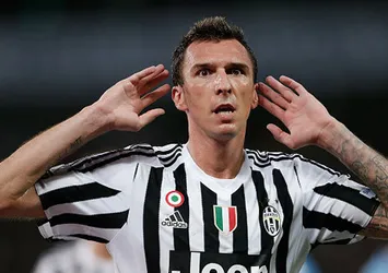 Mandzukic ile Balotelli Beşiktaş'ın transfer listesinde!