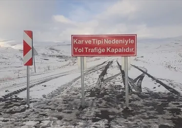 Kars-Göle kara yolu ulaşıma kapatıldı