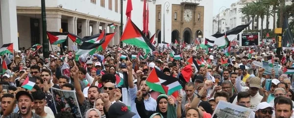 gazze-boykotu-starbucksi-nakavt-etti-fastan-cekilecek-maddi-zarar-buyuk-borsadaki-hisseleri-coktu-1702119499359.jpg Gazze boykotu Starbucks'ı nakavt etti: Fas'tan çekilecek! Maddi zarar büyük! Borsadaki hisseleri çöktü... - 9