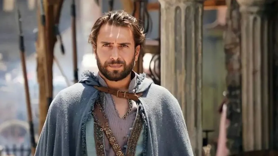 Barbaroslar’ın Hızır Reis’i Ulaş Tuna Astepe bakın nereli çıktı! Herkes Karadenizli zannediyordu...