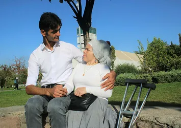 Aralarındaki 83 santimetrelik boy farkı aşklarına engel olmadı