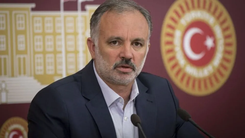 Ayhan Bilgen HDP’den istifa etti