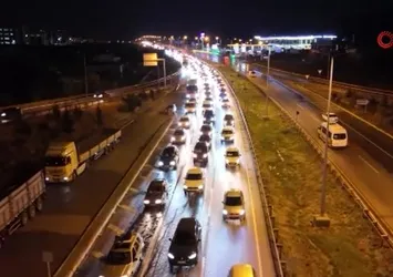 Trafikte okula dönüş yoğunluğu!