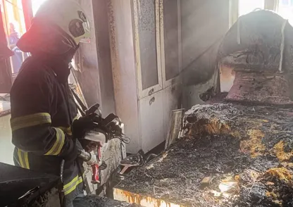 Batman'da tek katlı ev alevlere teslim oldu