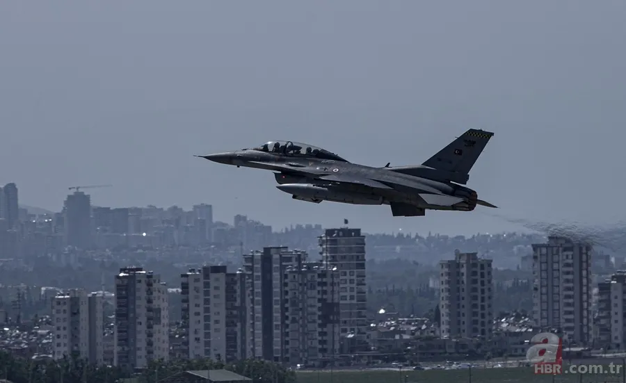 Türkiye'nin gururu: Akıncı Filo'nun "çelik kanatları" 7 dakikadan az sürede gökyüzünde 3