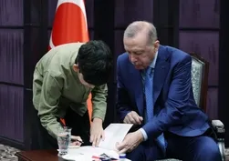 Dolmabahçe'de duygusal buluşma: Başkan Erdoğan Gazzeli Ramazan Ebu Cezer’i kabul etti