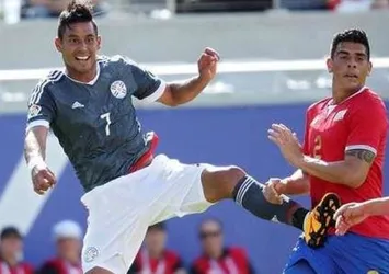 Paraguay geleneği bozmadı