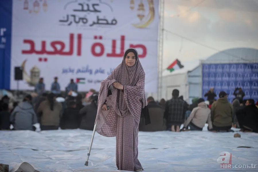 Gazze'de bayram namazı: Üç yıl sonra bir ilk 12