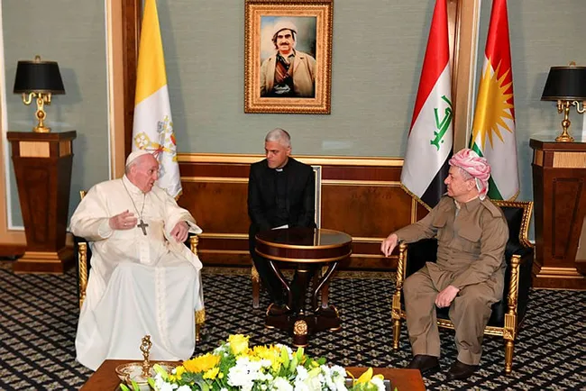 Papa ziyaretinde harita rezaleti! Türkiye’nin doğusunun da Irak Kürt Bölgesi topraklarına dahil edildi