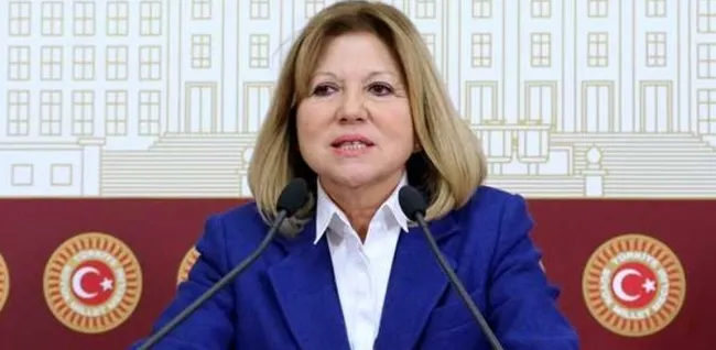 kktcde-28-subat-zihniyeti-basortusu-rum-kesiminde-serbest-kktcde-yasak-1743583896058.jpg Ekran görüntüsü / A Haber