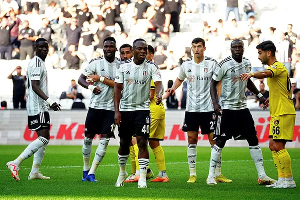 Beşiktaş - İstanbulspor: 2-0 MAÇ SONUCU ÖZET