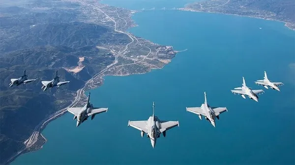 ABD de Türkiye’ye karşı Yunanistan’ı seçti! F-35 savaş jeti satacak!