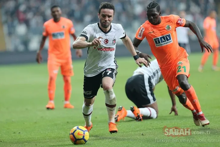 Fenerbahçe’nin peşinde olduğu isimden Beşiktaş paylaşımı